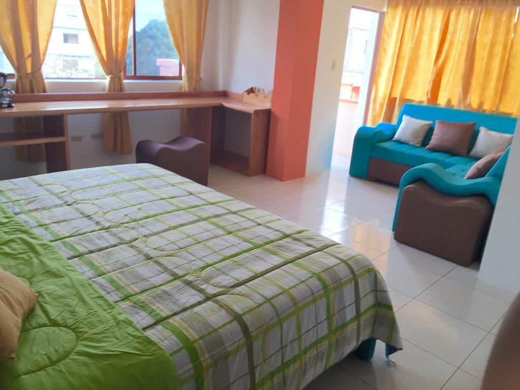 Hostal Tongo Reef Puerto Baquerizo Moreno Room photo