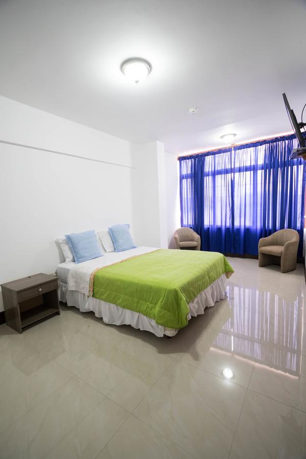 Hostal Tongo Reef Puerto Baquerizo Moreno Exterior photo